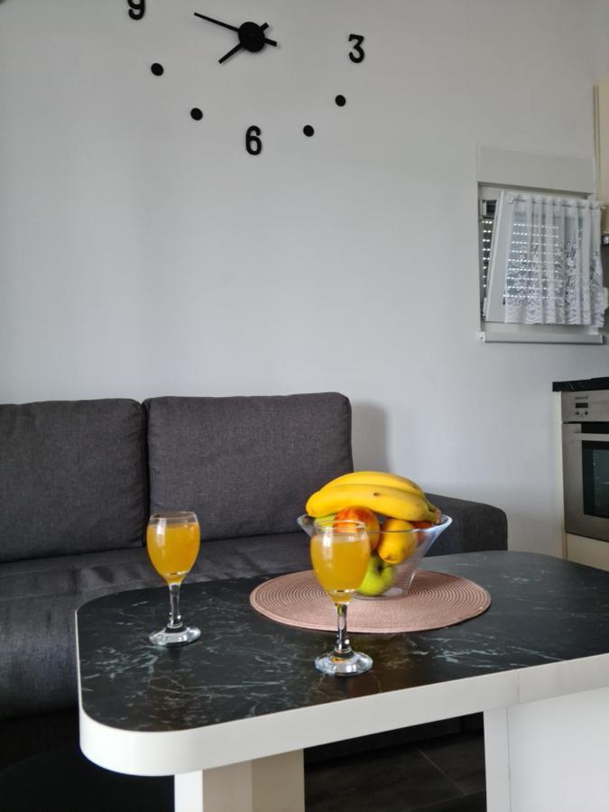 Apartmani Rudi Anić Zewnętrze zdjęcie