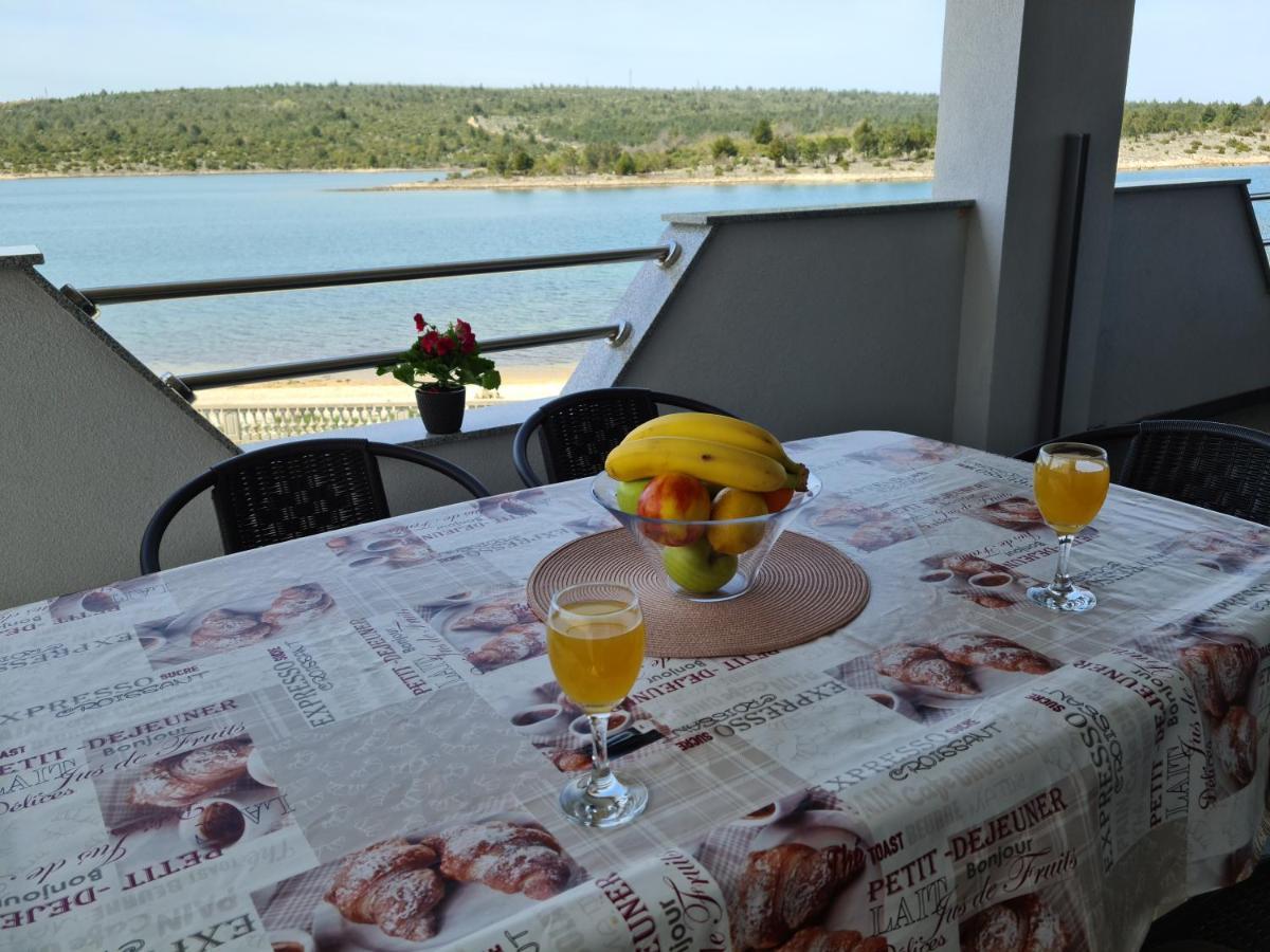 Apartmani Rudi Anić Zewnętrze zdjęcie